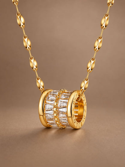 Elis Necklace